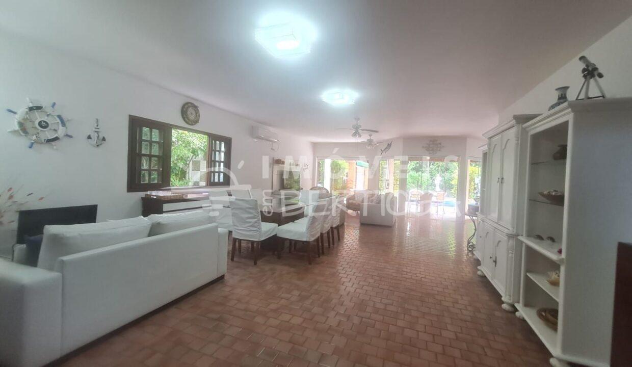 Casa-alugar-BERTIOGA-RIVIERA-DE-SAO-LOURENCO-MC00670R-imobiliaria-na-riviera-imobiliaria-bertioga-2025-06-26_01-37-24_foto_rm-2