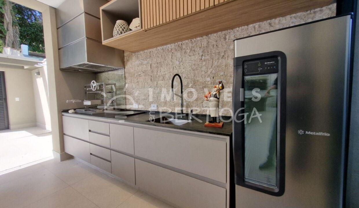 Casa-venda-BERTIOGA-RIVIERA-DE-SAO-LOURENCO-CA0300R-imobiliaria-na-riviera-imobiliaria-bertioga-2025-06-25_21-14-35_foto_rm-26