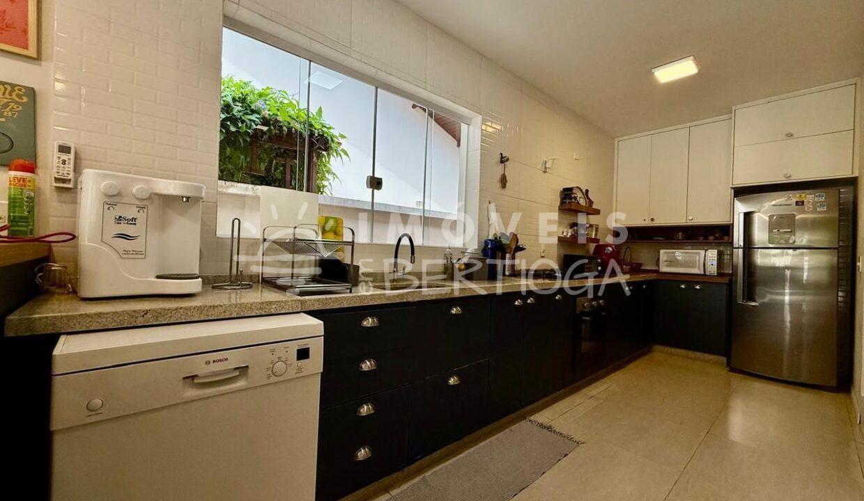 Casa-venda-BERTIOGA-RIVIERA-DE-SAO-LOURENCO-CA0376R-imobiliaria-na-riviera-imobiliaria-bertioga-2025-06-26_19-49-10_foto_rm-31