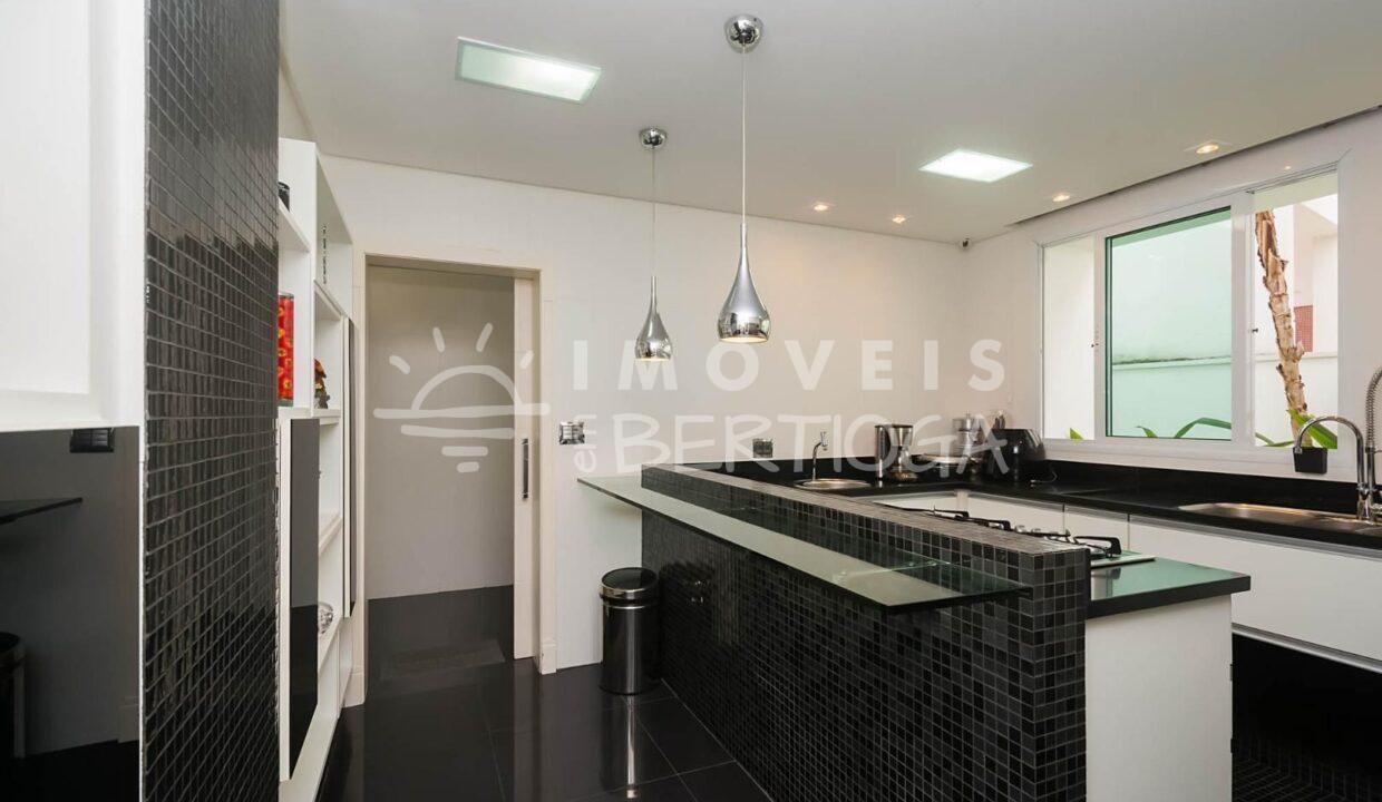 Casa-venda-BERTIOGA-RIVIERA-DE-SAO-LOURENCO-CA0672R-imobiliaria-na-riviera-imobiliaria-bertioga-2025-06-26_04-21-40_foto_rm-6