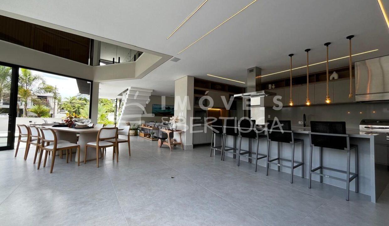 Casa-venda-BERTIOGA-RIVIERA-DE-SAO-LOURENCO-CA1206R-imobiliaria-na-riviera-imobiliaria-bertioga-2025-06-28_06-58-34_foto_rm-16