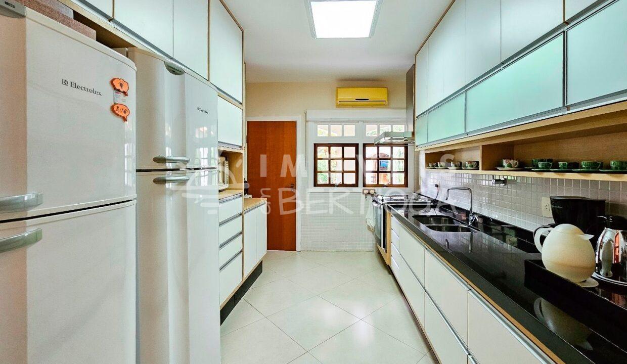 Casa-venda-BERTIOGA-RIVIERA-DE-SAO-LOURENCO-CA1237R-imobiliaria-na-riviera-imobiliaria-bertioga-2025-06-27_23-56-11_foto_rm-24