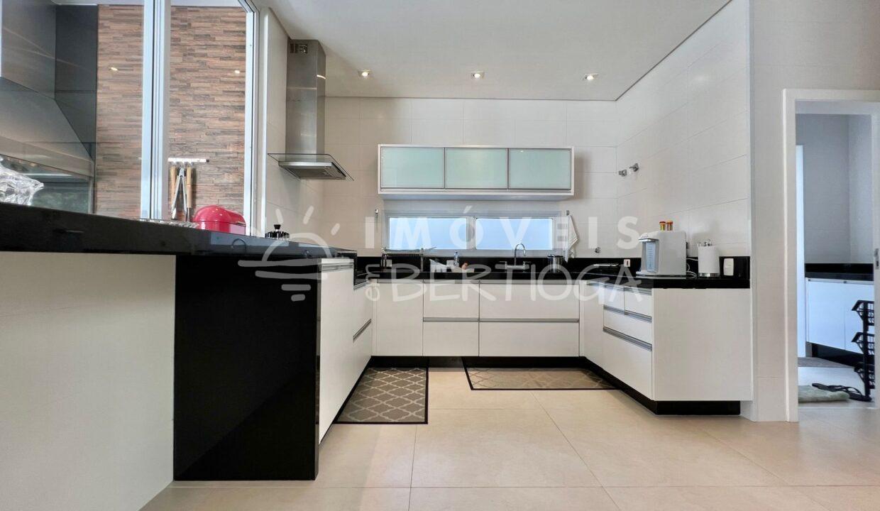 Casa-venda-BERTIOGA-RIVIERA-DE-SAO-LOURENCO-CA1452R-imobiliaria-na-riviera-imobiliaria-bertioga-2025-06-27_20-39-27_foto_rm-13