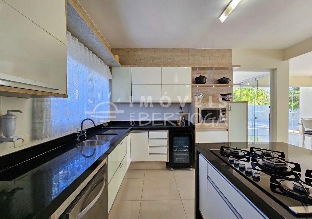 Casa-venda-BERTIOGA-RIVIERA-DE-SAO-LOURENCO-CA1467R-imobiliaria-na-riviera-imobiliaria-bertioga-2025-06-28_06-10-45_foto_rm-9