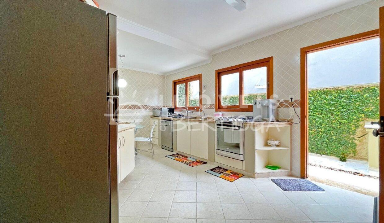 Casa-venda-BERTIOGA-RIVIERA-DE-SAO-LOURENCO-CA1500R-imobiliaria-na-riviera-imobiliaria-bertioga-2025-06-28_08-01-38_foto_rm-13