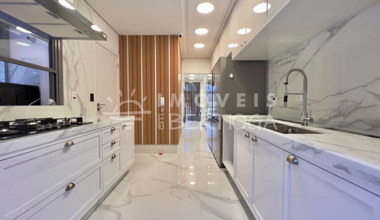 Casa-venda-BERTIOGA-RIVIERA-DE-SAO-LOURENCO-CA1540R-imobiliaria-na-riviera-imobiliaria-bertioga-2025-06-28_07-29-32_foto_rm-15