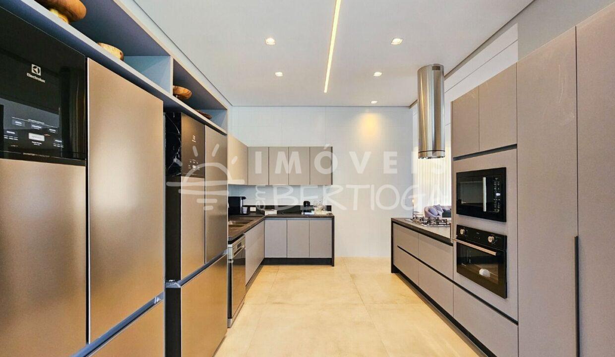 Casa-venda-BERTIOGA-RIVIERA-DE-SAO-LOURENCO-CA1573R-imobiliaria-na-riviera-imobiliaria-bertioga-2025-06-28_02-42-11_foto_rm-9