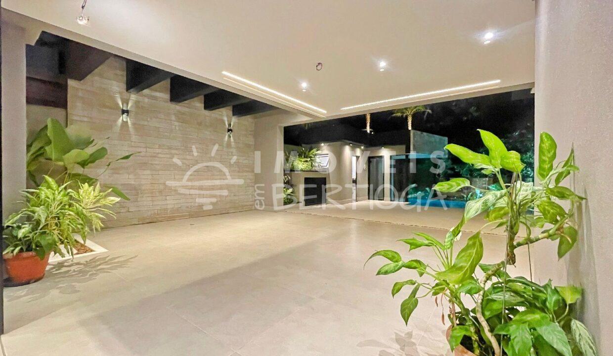 Casa-venda-BERTIOGA-RIVIERA-DE-SAO-LOURENCO-CA1584R-imobiliaria-na-riviera-imobiliaria-bertioga-2025-06-28_04-11-42_foto_rm-1