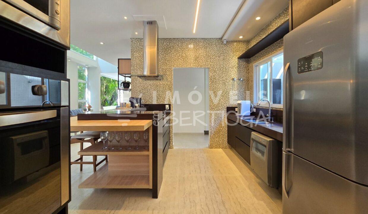 Casa-venda-BERTIOGA-RIVIERA-DE-SAO-LOURENCO-CA1651R-imobiliaria-na-riviera-imobiliaria-bertioga-2025-06-26_20-27-51_foto_rm-8