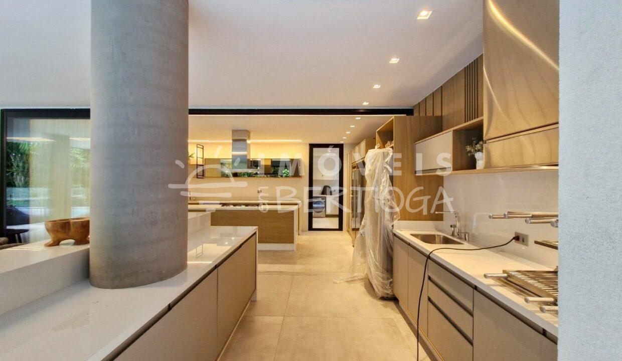 Casa-venda-BERTIOGA-RIVIERA-DE-SAO-LOURENCO-CA1674R-imobiliaria-na-riviera-imobiliaria-bertioga-2025-06-27_10-21-23_foto_rm-15