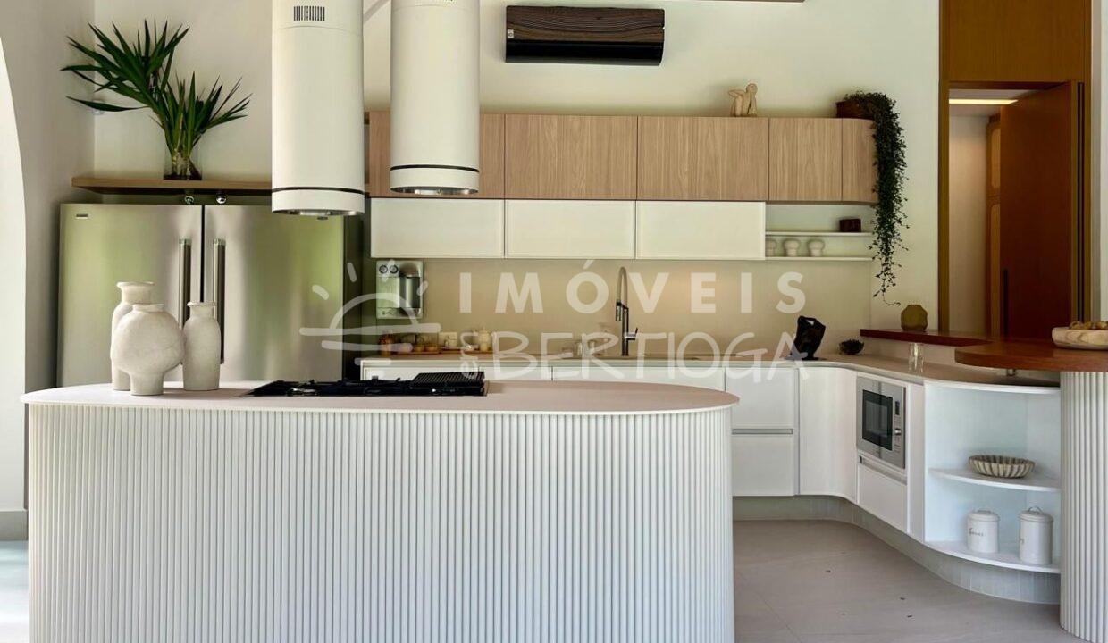 Casa-venda-BERTIOGA-RIVIERA-DE-SAO-LOURENCO-MC18291R-imobiliaria-na-riviera-imobiliaria-bertioga-2025-06-25_22-00-23_foto_rm-17