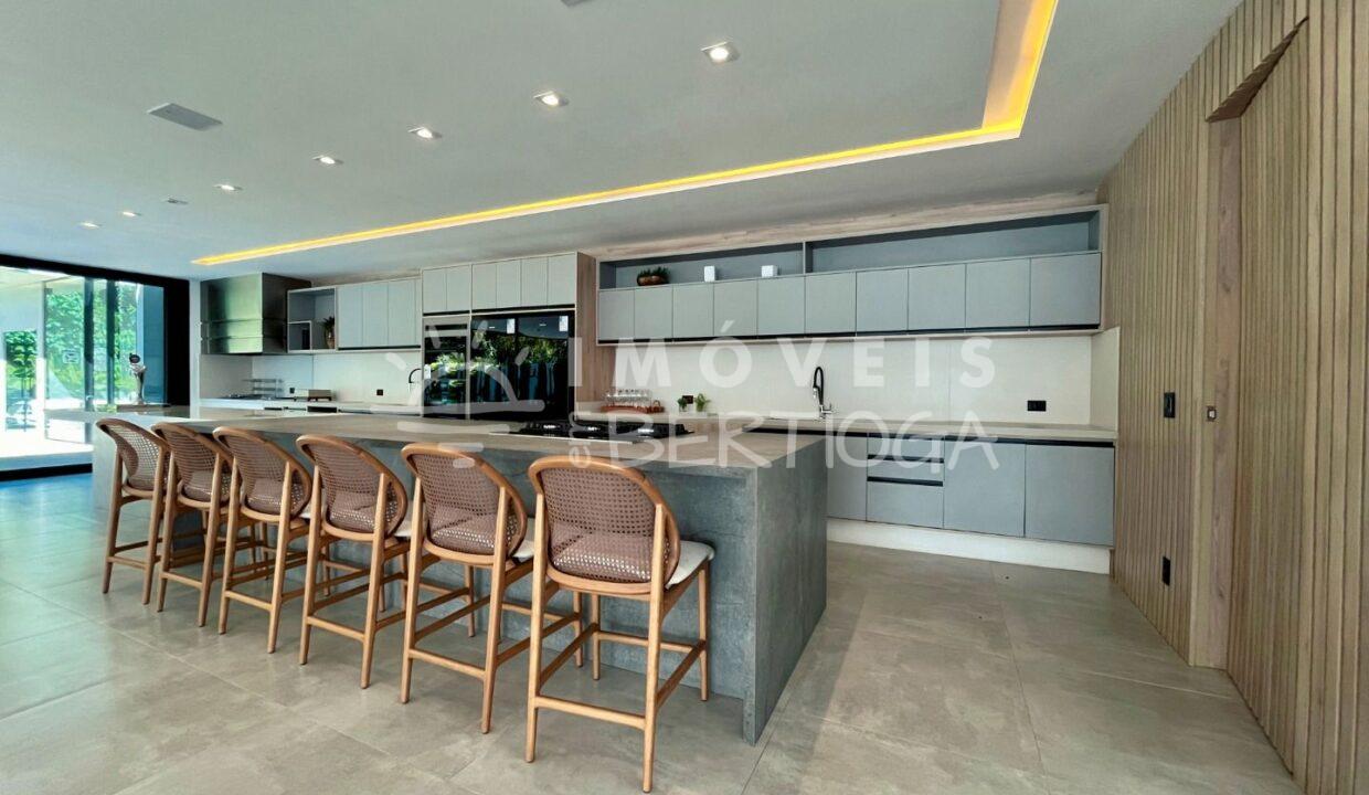 Casa-venda-Bertioga-Riviera-Modulo-12-CA0326G-imobiliaria-bertioga-2025-07-01_05-32-10_foto_gi-5