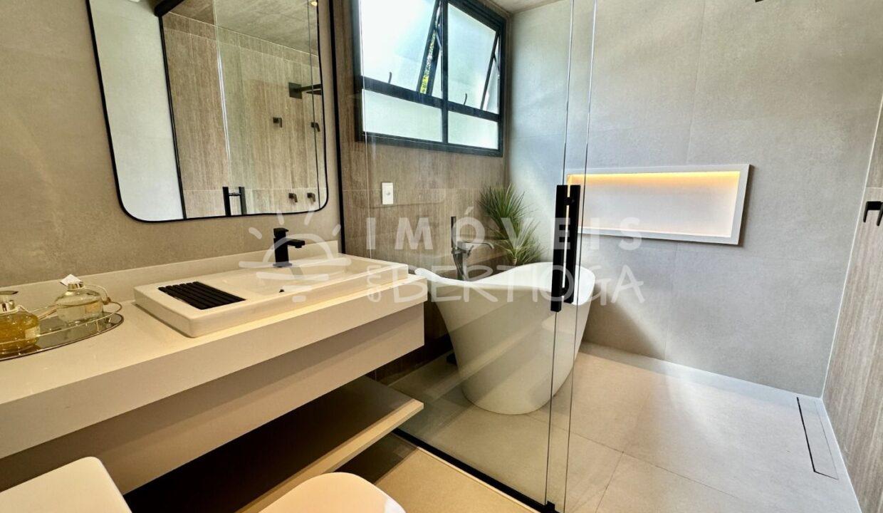 Casa-venda-Bertioga-Riviera-Modulo-16-CA0369G-imobiliaria-bertioga-2025-06-30_17-53-39_foto_gi-26