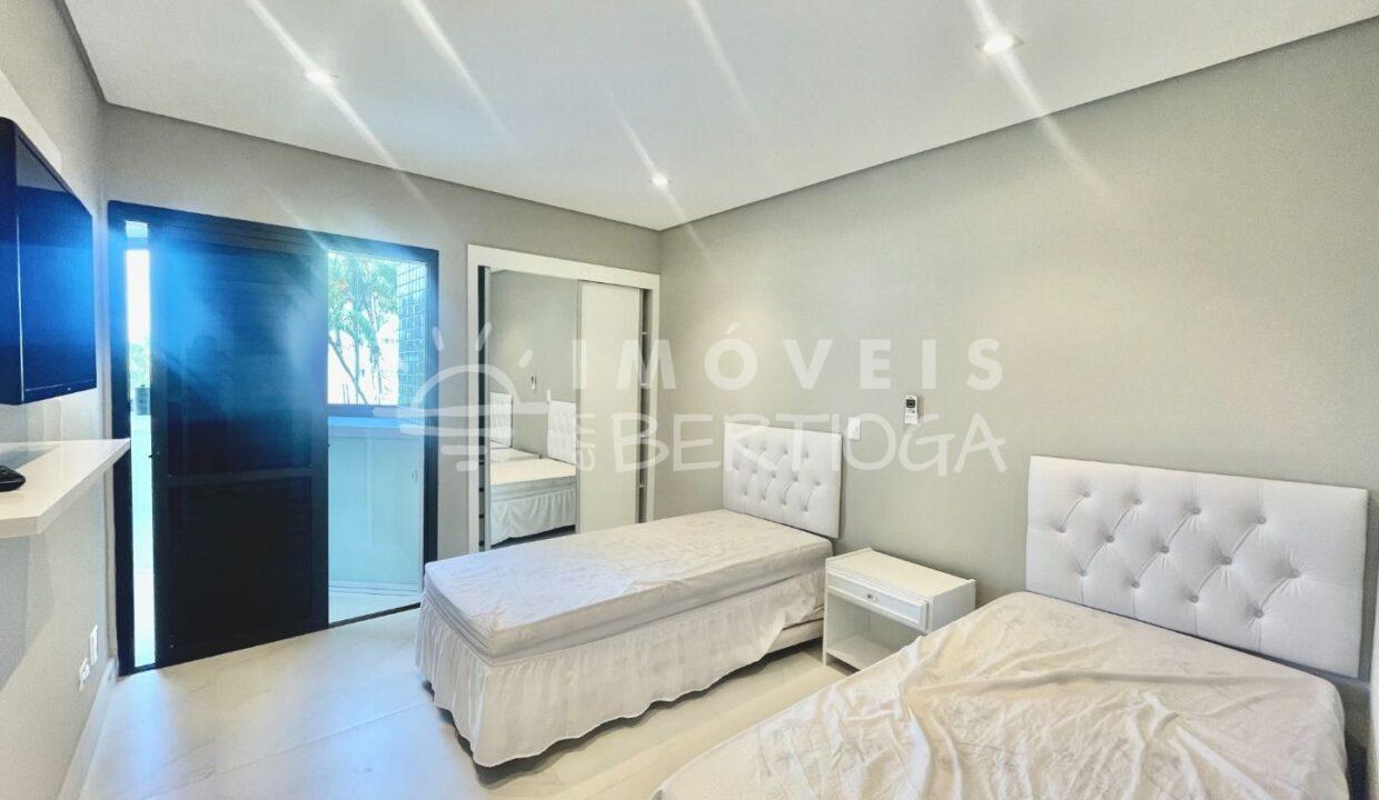 Apartamento-venda-Bertioga-Riviera-Modulo-3-AP0049G-imobiliaria-bertioga-2025-07-01_23-56-23_foto_gi-16