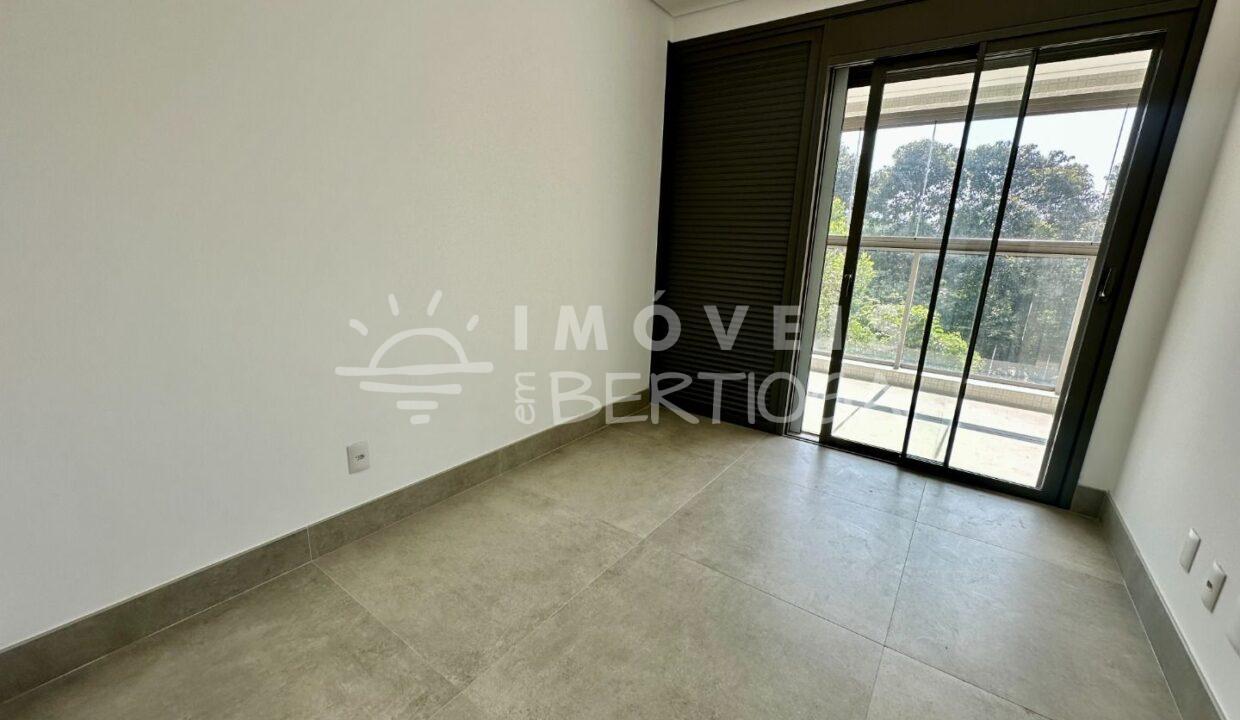 Apartamento-venda-Bertioga-Riviera-Modulo-7-AP0088G-imobiliaria-bertioga-2025-07-01_23-26-31_foto_gi-4