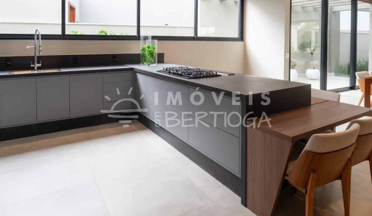 Casa-venda-Bertioga-Riviera-Modulo-12-CA0153G-imobiliaria-bertioga-2025-07-01_19-32-59_foto_gi-22
