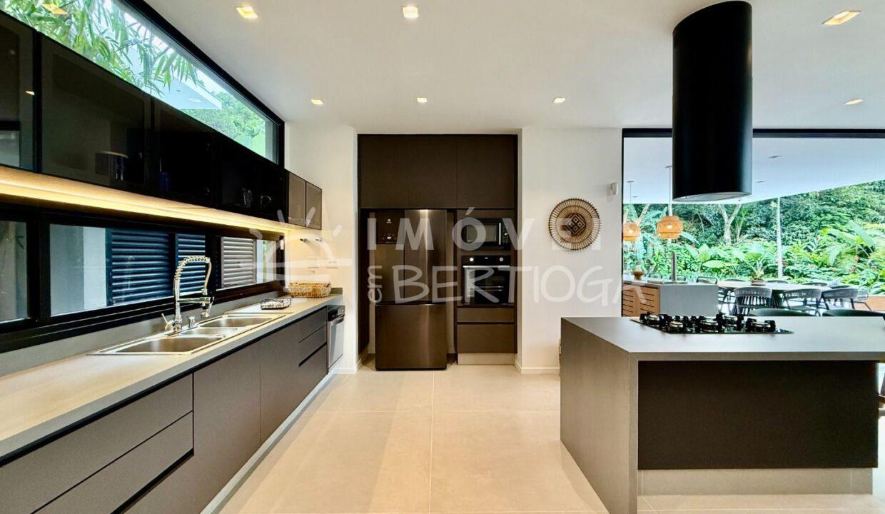 Casa-venda-Bertioga-Riviera-Modulo-16-CA0169G-imobiliaria-bertioga-2025-07-01_18-46-00_foto_gi-6