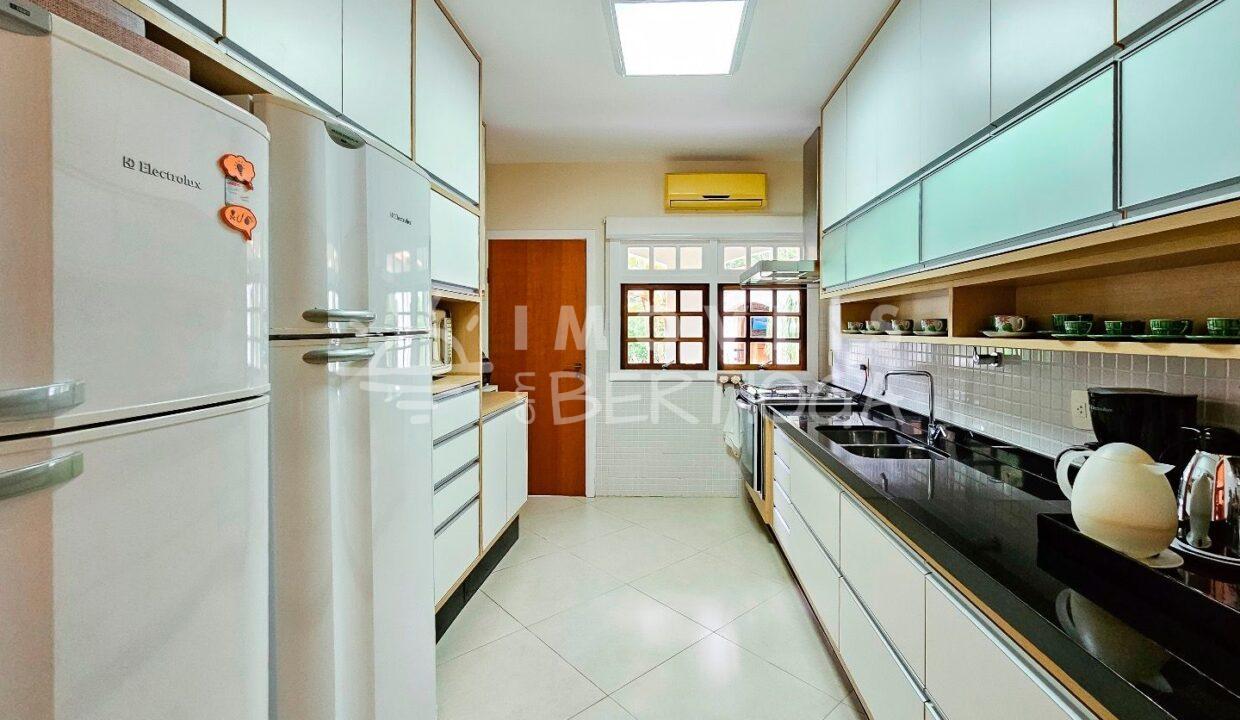Casa-venda-Bertioga-Riviera-Modulo-21-CA0209G-imobiliaria-bertioga-2025-07-01_17-56-24_foto_gi-31
