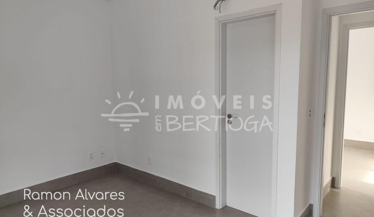 Apartamento-venda-BERTIOGA-CENTRO-02148AV-imobiliaria-na-riviera-imobiliaria-bertioga-2025-08-20_13-13-29_foto_ra-4