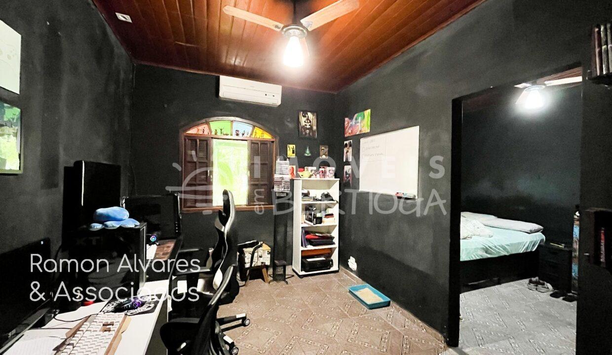 Casa-venda-BERTIOGA-CAIUBURA-02207AV-imobiliaria-na-riviera-imobiliaria-bertioga-2025-08-20_13-39-12_foto_ra-4