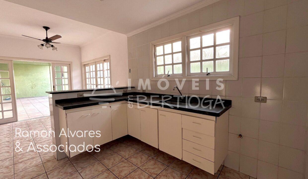 Casa-venda-BERTIOGA-CENTER-VILLE-02132AV-imobiliaria-na-riviera-imobiliaria-bertioga-2025-08-20_13-13-29_foto_ra-11