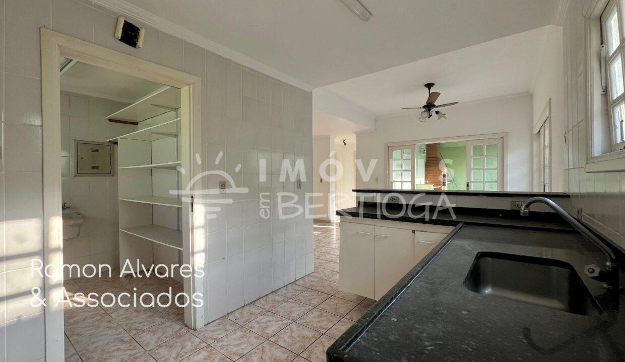 Casa-venda-BERTIOGA-CENTER-VILLE-02132AV-imobiliaria-na-riviera-imobiliaria-bertioga-2025-08-20_13-13-29_foto_ra-9