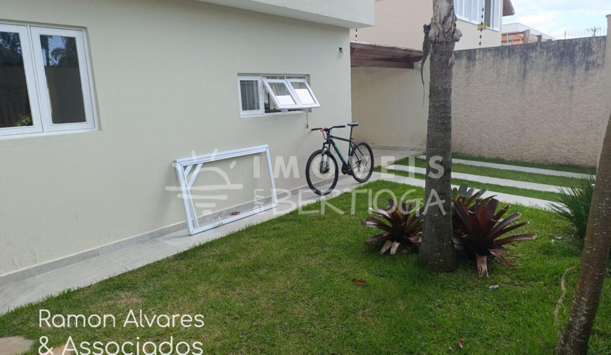 Casa-venda-BERTIOGA-CENTRO-01715AV-imobiliaria-na-riviera-imobiliaria-bertioga-2025-08-20_11-35-13_foto_ra-10