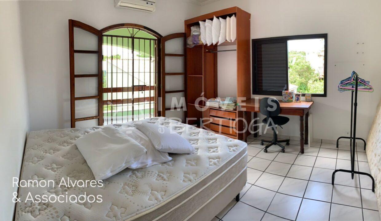 Casa-venda-BERTIOGA-CENTRO-01861AV-imobiliaria-na-riviera-imobiliaria-bertioga-2025-08-20_11-53-25_foto_ra-10