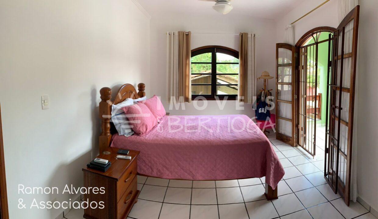 Casa-venda-BERTIOGA-CENTRO-01861AV-imobiliaria-na-riviera-imobiliaria-bertioga-2025-08-20_11-53-25_foto_ra-12