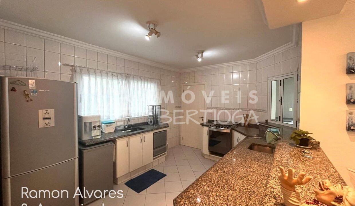 Casa-venda-BERTIOGA-HANGA-ROA-II-02234AV-imobiliaria-na-riviera-imobiliaria-bertioga-2025-08-20_14-04-34_foto_ra-14