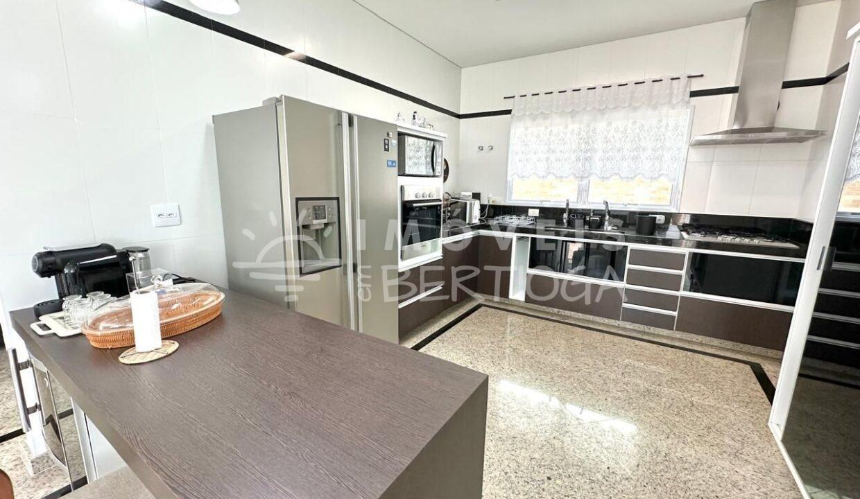 Casa-venda-BERTIOGA-RIVIERA-DE-SAO-LOURENCO-CA1311I-imobiliaria-na-riviera-imobiliaria-bertioga-2025-08-23_14-00-09_foto_ir-4
