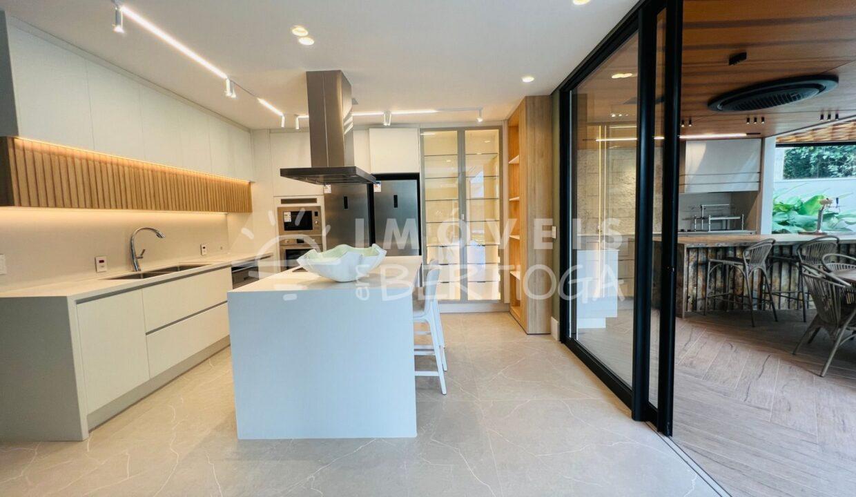 Casa-venda-BERTIOGA-RIVIERA-DE-SAO-LOURENCO-CA1389I-imobiliaria-na-riviera-imobiliaria-bertioga-2025-08-25_12-42-46_foto_ir-5