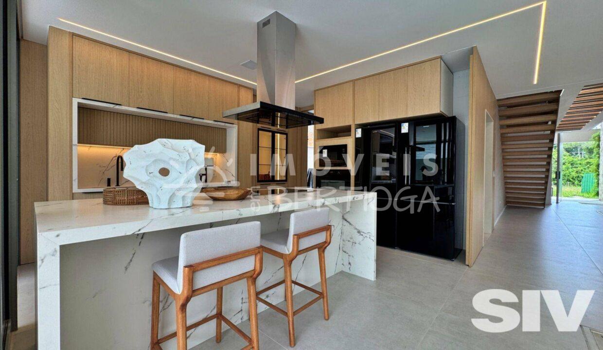 Casa-venda-BERTIOGA-RIVIERA-DE-SAO-LOURENCO-CA1702I-imobiliaria-na-riviera-imobiliaria-bertioga-2025-08-23_16-10-01_foto_ir-16