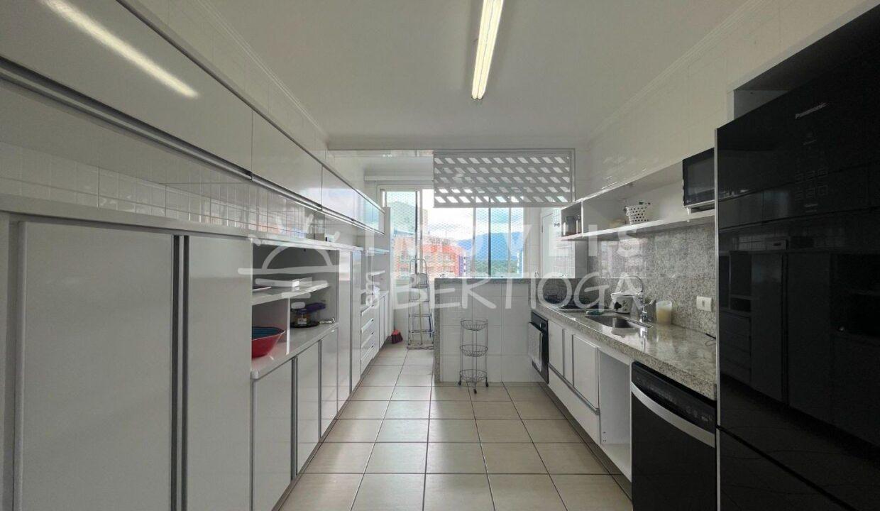 Apartamento-venda-BERTIOGA-RIVIERA-DE-SAO-LOURENCO-AP4230R-imobiliaria-na-riviera-imobiliaria-bertioga-2025-10-27_16-24-35_foto_rm-6