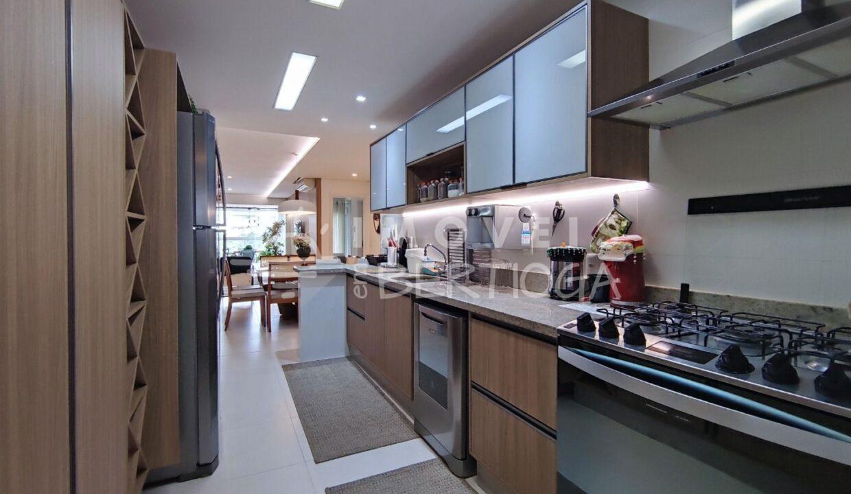 Apartamento-venda-BERTIOGA-RIVIERA-DE-SAO-LOURENCO-AP6583R-imobiliaria-na-riviera-imobiliaria-bertioga-2025-10-27_08-43-41_foto_rm-31