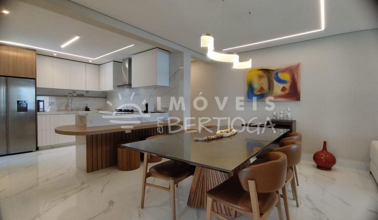 Apartamento-venda-BERTIOGA-RIVIERA-DE-SAO-LOURENCO-AP7713R-imobiliaria-na-riviera-imobiliaria-bertioga-2025-10-26_15-12-11_foto_rm-3