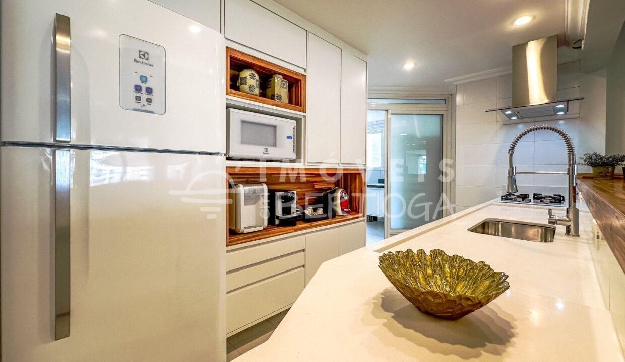 Apartamento-venda-BERTIOGA-RIVIERA-DE-SAO-LOURENCO-AP7963R-imobiliaria-na-riviera-imobiliaria-bertioga-2025-10-26_12-09-45_foto_rm-7