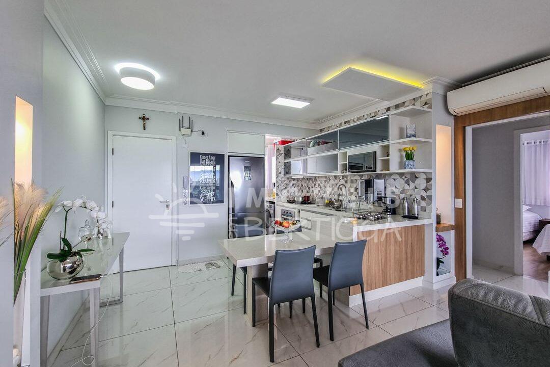 Apartamento-venda-BERTIOGA-RIVIERA-DE-SAO-LOURENCO-AP8205R-imobiliaria-na-riviera-imobiliaria-bertioga-2025-10-28_23-31-31_foto_rm-12