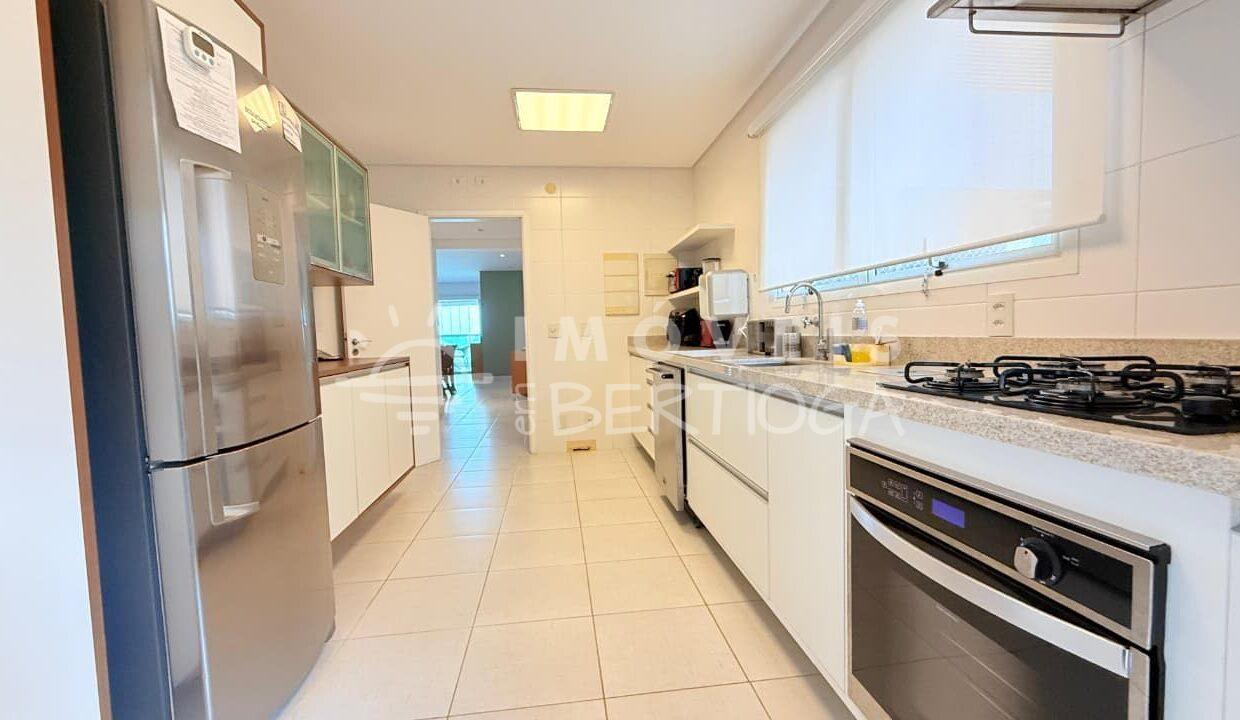 Apartamento-venda-BERTIOGA-RIVIERA-DE-SAO-LOURENCO-AP8226R-imobiliaria-na-riviera-imobiliaria-bertioga-2025-10-27_04-24-38_foto_rm-7
