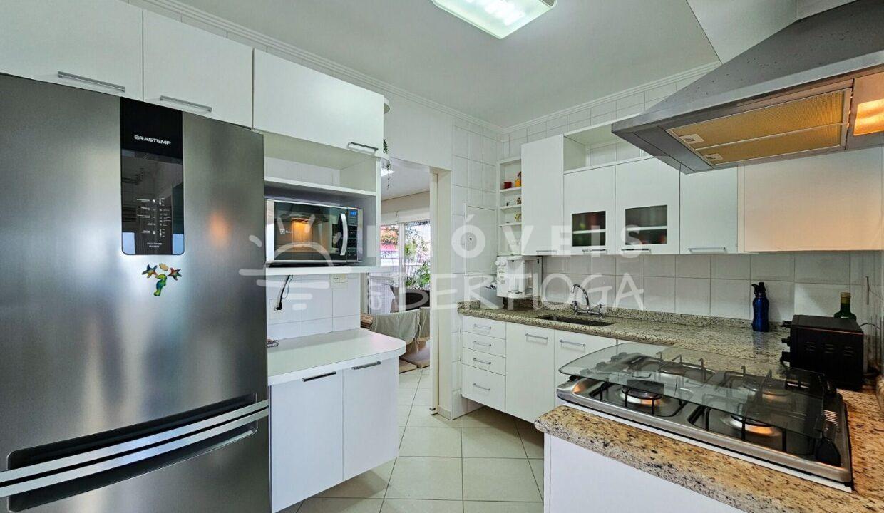 Apartamento-venda-BERTIOGA-RIVIERA-DE-SAO-LOURENCO-CO0270R-imobiliaria-na-riviera-imobiliaria-bertioga-2025-10-27_05-35-36_foto_rm-16