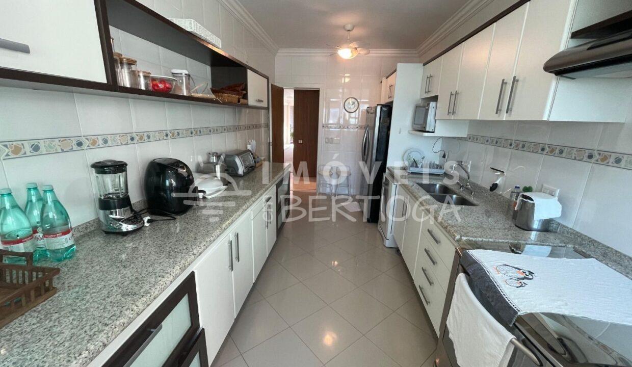 Apartamento-venda-BERTIOGA-RIVIERA-DE-SAO-LOURENCO-CO0341R-imobiliaria-na-riviera-imobiliaria-bertioga-2025-10-28_18-51-01_foto_rm-1
