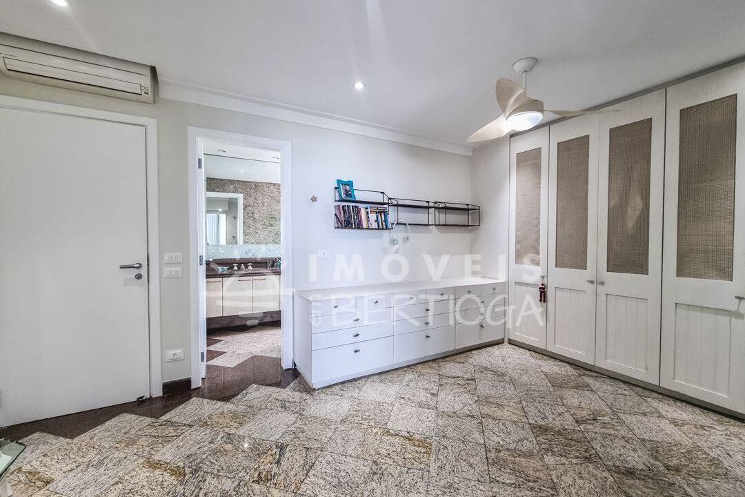 Apartamento-venda-BERTIOGA-RIVIERA-DE-SAO-LOURENCO-CO0353R-imobiliaria-na-riviera-imobiliaria-bertioga-2025-10-28_23-08-18_foto_rm-10