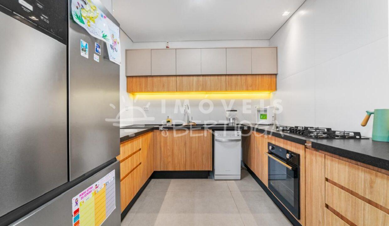 Casa-alugar-BERTIOGA-RIVIERA-DE-SAO-LOURENCO-MC18577R-imobiliaria-na-riviera-imobiliaria-bertioga-2025-10-26_16-21-34_foto_rm-13