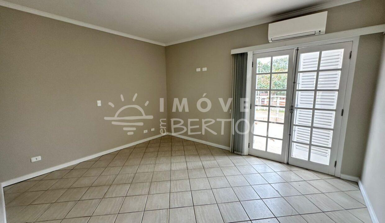 Casa-venda-BERTIOGA-RIVIERA-DE-SAO-LOURENCO-CA0149R-imobiliaria-na-riviera-imobiliaria-bertioga-2025-10-27_02-36-56_foto_rm-8
