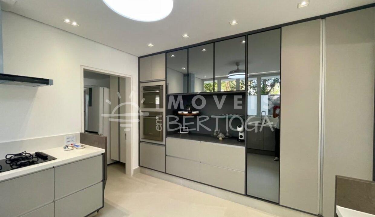 Casa-venda-BERTIOGA-RIVIERA-DE-SAO-LOURENCO-CA0170R-imobiliaria-na-riviera-imobiliaria-bertioga-2025-10-26_12-26-20_foto_rm-13