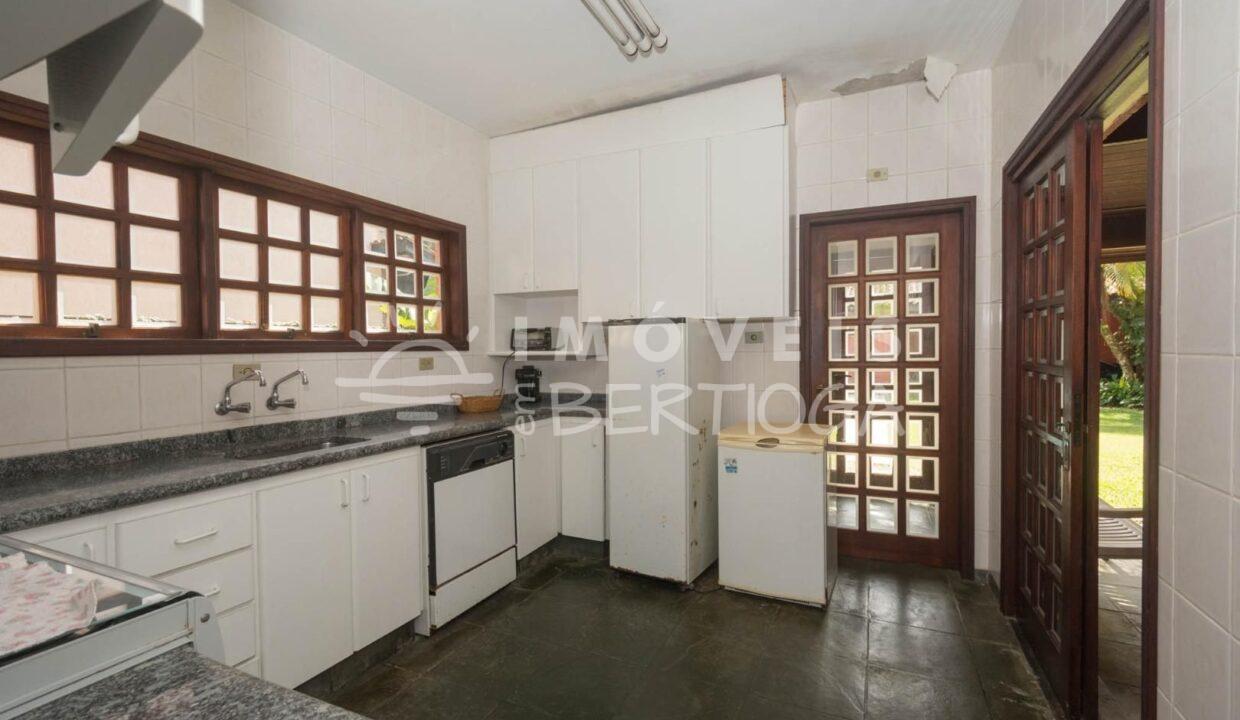 Casa-venda-BERTIOGA-RIVIERA-DE-SAO-LOURENCO-CA0244R-imobiliaria-na-riviera-imobiliaria-bertioga-2025-10-27_00-06-02_foto_rm-3