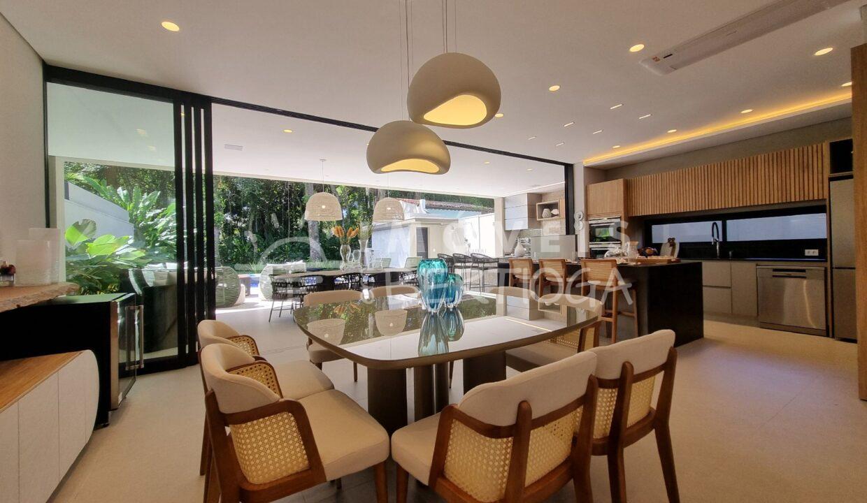 Casa-venda-BERTIOGA-RIVIERA-DE-SAO-LOURENCO-CA0300R-imobiliaria-na-riviera-imobiliaria-bertioga-2025-10-26_14-55-35_foto_rm-2