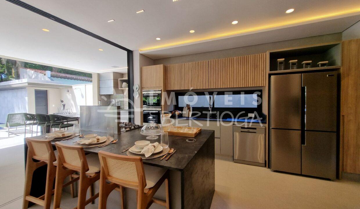 Casa-venda-BERTIOGA-RIVIERA-DE-SAO-LOURENCO-CA0300R-imobiliaria-na-riviera-imobiliaria-bertioga-2025-10-26_14-55-35_foto_rm-9