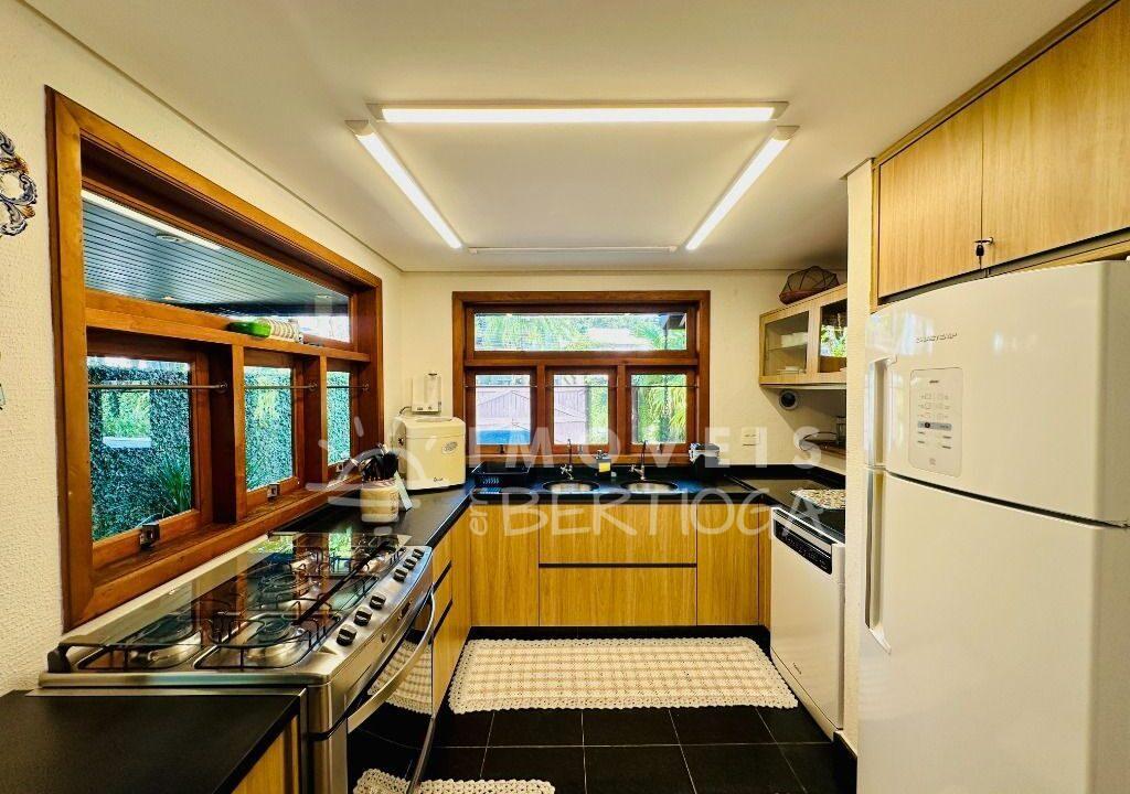 Casa-venda-BERTIOGA-RIVIERA-DE-SAO-LOURENCO-CA0327R-imobiliaria-na-riviera-imobiliaria-bertioga-2025-10-27_02-00-10_foto_rm-8