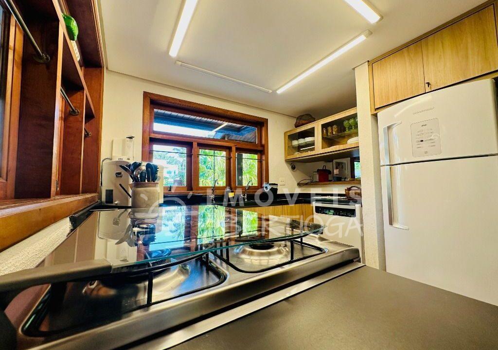 Casa-venda-BERTIOGA-RIVIERA-DE-SAO-LOURENCO-CA0327R-imobiliaria-na-riviera-imobiliaria-bertioga-2025-10-27_02-00-10_foto_rm-9